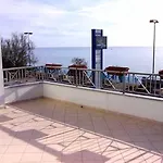 Sea Garden Hotel