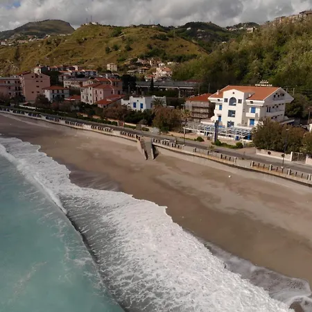 ホテル Sea Garden アックアッペーザ