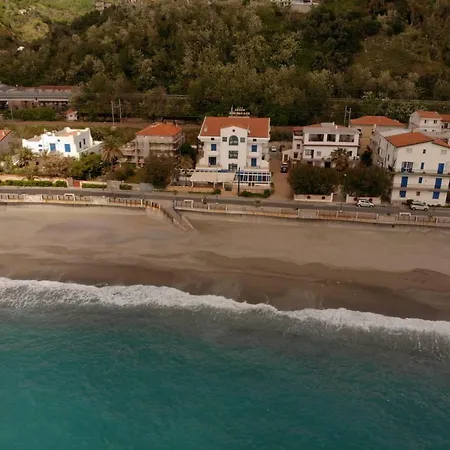 Sea Garden ホテル