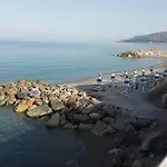 Sea Garden Szálloda 3*