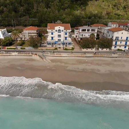 Sea Garden Hotel Acquappesa