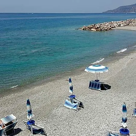 Sea Garden أكوابيسا