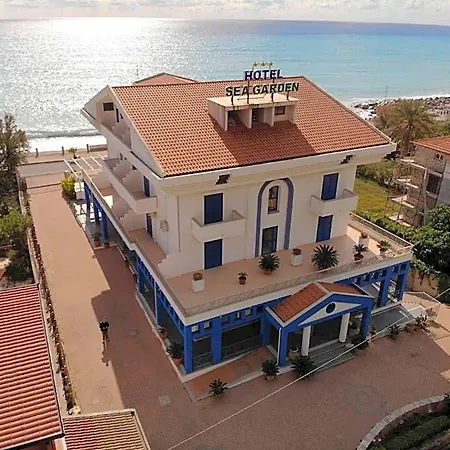 Sea Garden 3* Acquappesa