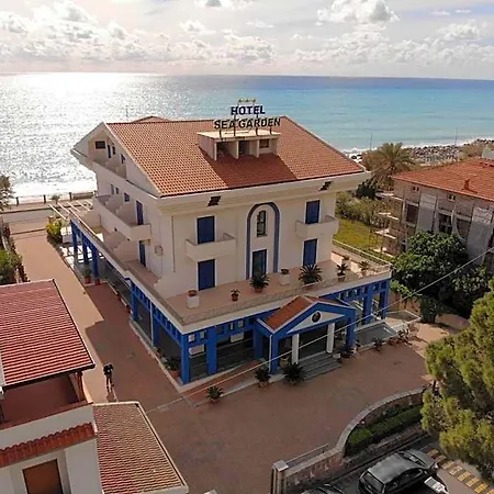 Sea Garden 3* Acquappesa