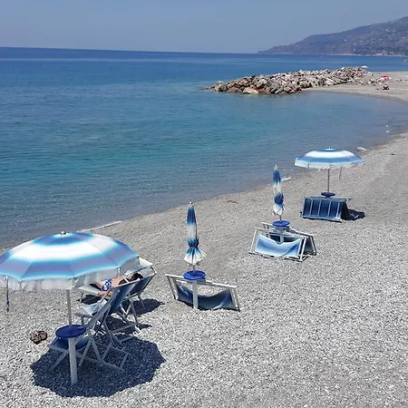Hotel Sea Garden 3*
