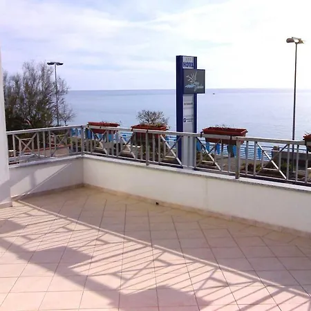 Sea Garden Hotel