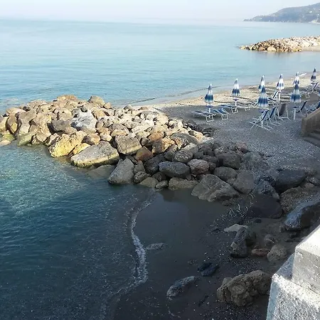 فندق Sea Garden
