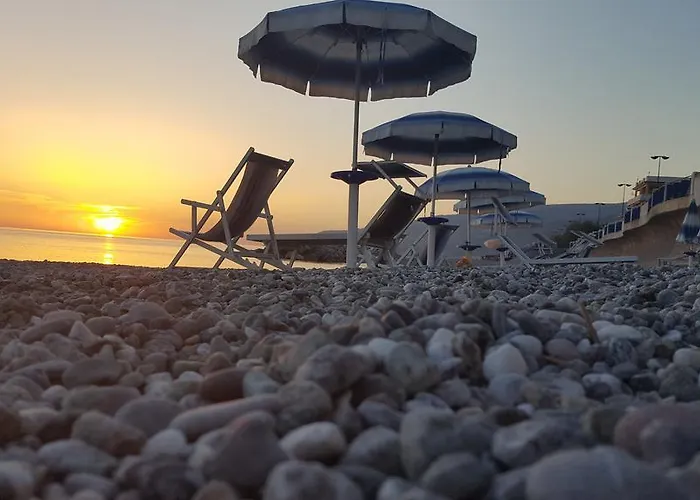 מלון Sea Garden אקואפסה